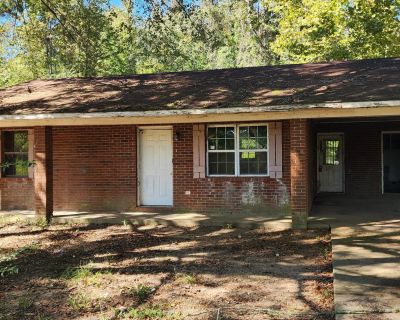 3 Bedroom 2BA 1388 ft Single Family House For Sale in Wesson, MS