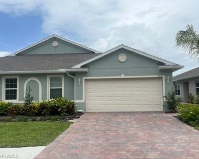 2 Bedroom 2BA 1500 ft Pet-Friendly House For Rent in North Fort Myers, FL