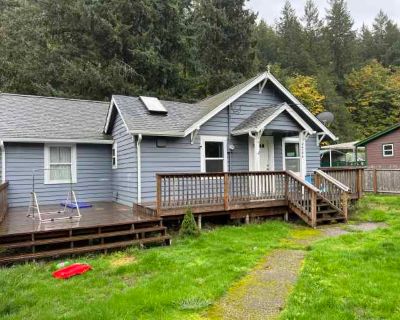 3 Bedroom 1BA 1260 ft Pet-Friendly Apartment For Rent in Erlands Point-Kitsap Lake, WA