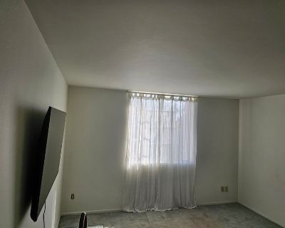 Total rooms: 2. Deposit: $1,000.00 * Utilities included?: Yes * Fees apply?: No. References are not required. Females preferred. Non-smoking. Not for couples. Furnishings: Unfurnished * Parking: Yes * Garage: Yes * Yard/patio: Yes * Balcony/roof terrace: Yes * Disabled access: No * Living room: shared * Broadband included: Yes. Availability Available Now Minimum term None Maximum term None Shor...