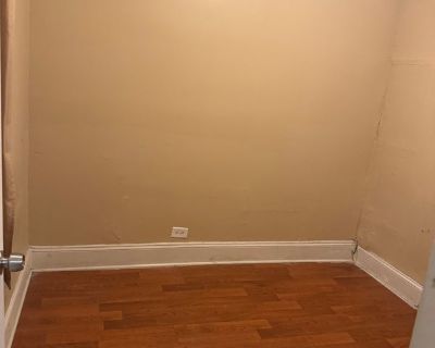 Furnished Room for Rent - Vacant small room in a furnished apartment