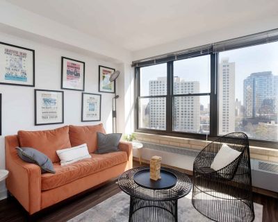 2 Bedroom 1 Bathroom - P (Has an Apartment). Room in the 1 Bedroom 1BA Apartment For Rent