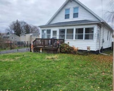 3 Bedroom 1BA 1542 ft Single Family Home For Sale in LIVERPOOL, NY