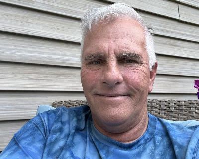 66 year old Male seeks a small or large room