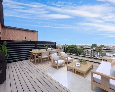 1 Bedroom 1BA 933 ft Office Space For Rent in North Bergen, NJ