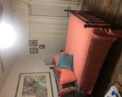 Roommate wanted for 2/2 in 55+ Community in North Naples