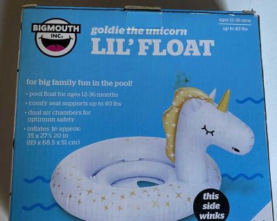 BNIB Goldie the Unicorn Lil Float