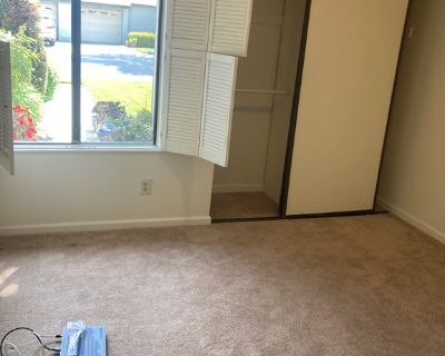 $1,250 per month room to rent in Leisure Village