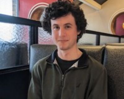 Louie M is looking for a New Roommate in Raleigh with a budget of $900.00