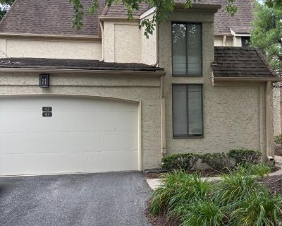2 Bedroom 1BA Apartment For Rent in Edison, NJ