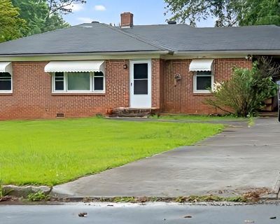 3 Bedroom 1BA 1196 ft Single Family House For Sale in Tucker, GA