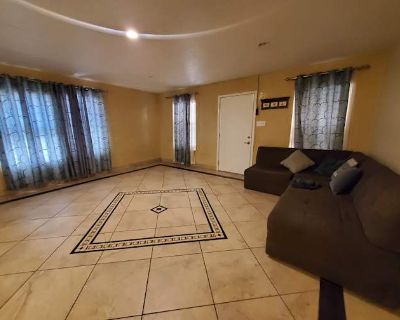 Available on: now. Furnished. Pet friendly. Parking available * Internet included * LGBTQ+ friendly * Cat friendly * Dog friendly * Students welcome * 40+ years welcome Jorge will require background checks for this room Learn more. $720 per month. All bills included. 12 x 12 ft. Medium sized closet. Very quiet and tranquil neighborhood a block away from the beautiful Woodlawn Lake. There are pl...