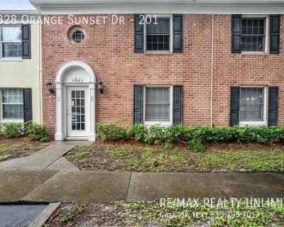 2 Bedroom 1BA 924 ft Condo For Rent in Tampa, FL