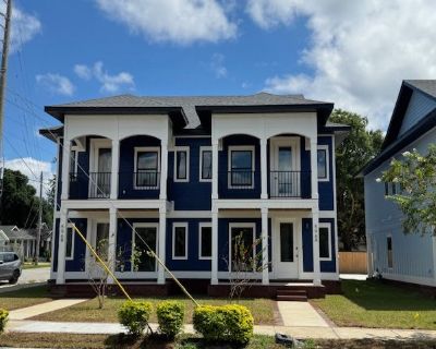 3 Bedroom 3.5BA 1568 ft Pet-Friendly Apartment For Rent in Pensacola, FL