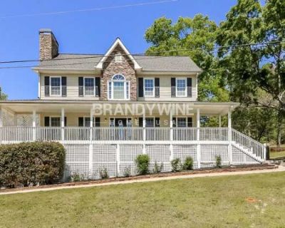 204 Bonnie Sue Drive. image_url. Pet friendly Pool Property Amenities cats allowed dogs allowed pet friendly pool. Pets allowed. 4 Bedroom. 2.5 Bathroom. 2056 ft