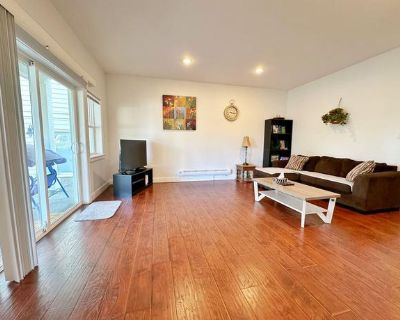 Private Furnished 2 Bedroom Forest View Home Utilities Included