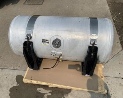 110 gallon Peterbilt fuel tank