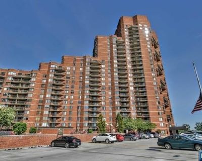 1 Bedroom 1BA 0 ft Furnished Apartment For Rent in Secaucus, NJ