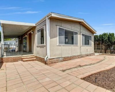 2 Bedroom 2BA 1152 ft Mobile Home For Rent in West Hills, CA