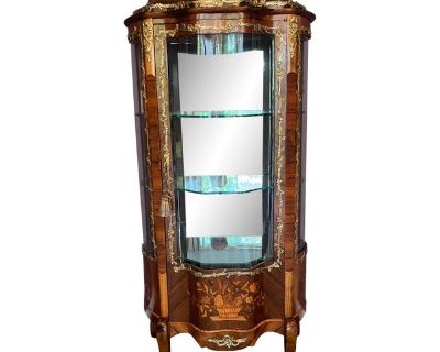 19th Century Antique Vitrine (Curio Cabinet) in Rococo Style