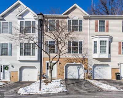 3 Bedroom 2BA 1634 ft Apartment For Rent in Philadelphia, PA