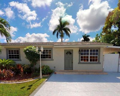 3 Bedroom 1BA 1200 ft House For Rent in Homestead, FL
