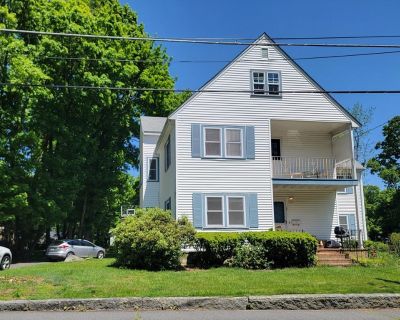 1 Bedroom 1BA 700 ft Apartment For Rent in Sharon, MA