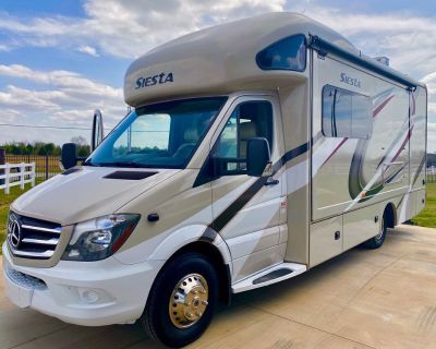 2019 Thor Motor Coach Siesta Sprinter 24MB