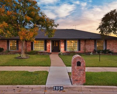 4 Bedroom 3BA 2939 ft Single Family House For Sale in Pantego, TX