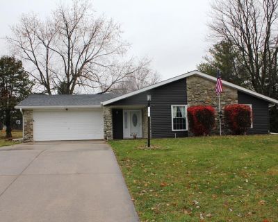 3 Bedroom 1BA 1344 ft Single Family House For Sale in Muncie, IN