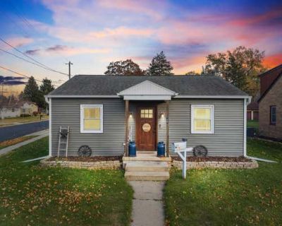 2 Bedroom 1BA 672 ft Single Family Home For Sale in WATERTOWN, WI