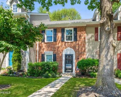 2 Bedroom 3BA 1254 ft Condominium For Sale in TINTON FALLS, NJ