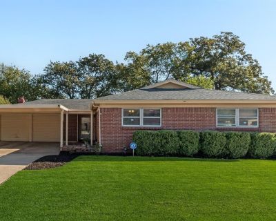 3 Bedroom 2BA 1708 ft Single Family House For Sale in Bedford, TX