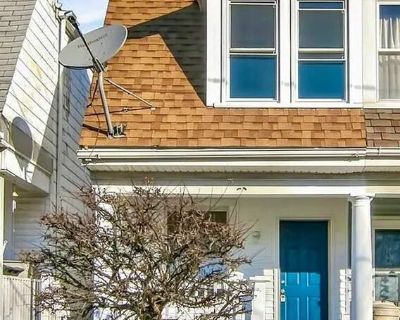 3 Bedroom 1BA 1000 ft Pet-Friendly Single-family home For Rent in Harrisburg, PA