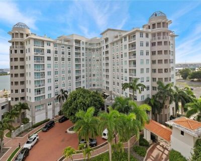 Calle Del Muelle Apt,san Juan, Condo For Sale