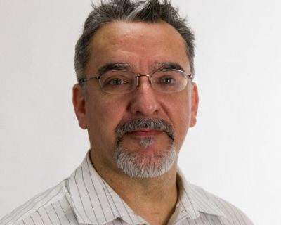 $900 /month. Age: 52 * Smoker?: No * Any pets?: No * Occupation: Professional * Interests: music, reading, art, yoga, gardening, nature, swimming, concerts, design, drawing, family, museums, meditation, anime, physics * Gender: Male. Smoking room acceptable. Pets are fine. No preference specified. Looking in: Mountain View , San Jose , Santa Clara , Sunnyvale. Mature professional, moving in the...