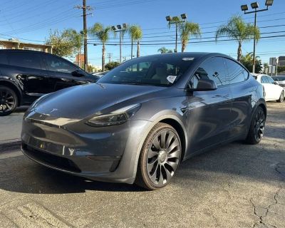 1 previous owner(s). Mileage: 0. SUV. Fuel Type: Electric. THIS INTERNET PRICE IS VEHICLE CASH PRICE.PRICES DO NOT INCLUDE GOVERNMENT FEES OR TAXES, ANY FINANCE CHARGES, ANY DEALER DOCUMENT PROCESSING CHARGES, ANY ELECTRONIC FILING CHARGES, ANY EMISSIONS TESTING CHARGES, OR ANY DEALER-INSTALLED ACCESSORIES CHARGES. CHARGES WILL APPLY FOR THE DEALER-INSTALLED ACCESSORIES.ELIGIBILITY FOR THE EV C...