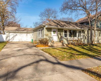 3 Bedroom 2BA 1755 ft Single Family House For Sale in Webster City, IA