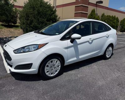 2017 Ford Fiesta S Sedan 4D