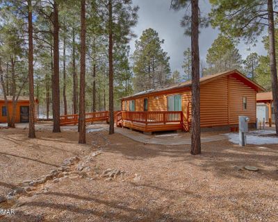 5823 Jackrabbit Trail. Property for Rent in Pinetop, AZ for $1,600 with 2 bedrooms and 2 full baths. This 1,152 square foot property was built in 2005 on a lot size of 0.25.. Fully furnished 2 bedroom 2 bath home for rent in Pinetop. $1600 per monthSmall dog OK with owner Approval. 2 Bedroom. 2 Bathroom. 1152 ft