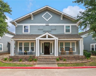 2 Bedroom 2BA 1052 ft Condo For Sale in College Station, TX