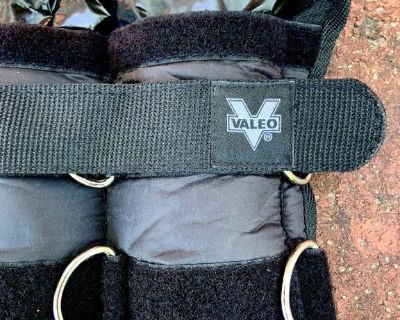 Valeo Adjustable Ankle/Wrist Weights 10 lbs 2 Each w/ Metal D-Ring Soft Padding