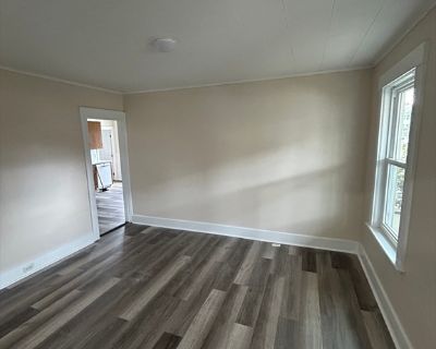 3 Bedroom 1BA 900 ft Apartment For Rent in Southbridge, MA