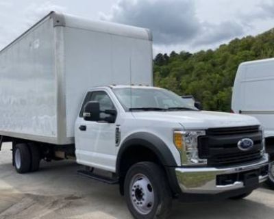 2017 Ford Super Duty F-550 Chassis Cab XL