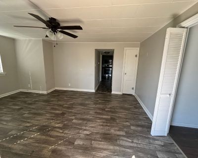1 Bedroom 1BA Apartment For Rent in Noblesville, IN