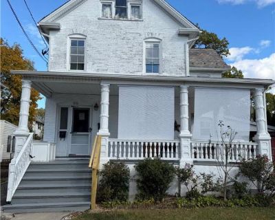 1 Bedroom 1BA 1000 ft Apartment For Rent in Roseto Boro, PA