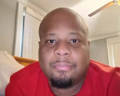 LGBTQ+ friendly * Non-smoker * Interested in teaming-up. Budget: $800 per month. Ready to move: now. Seeking a 12 months stay. Looking for myself. Im a fun person to be around, very easy to get along with. I m very introverted, keep to myself majority of the time. I respect people s space and like the same in return. Very clean individual, also responsible.