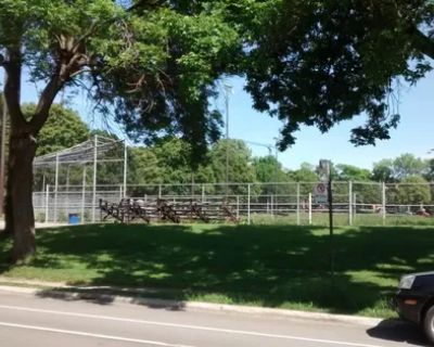 301 sqft Room for Rent in Montreal, QC