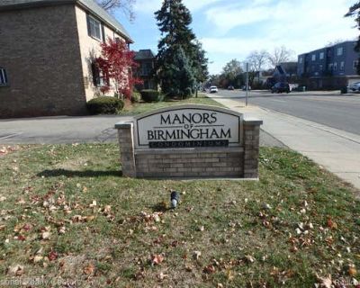 1 Bedroom 1BA 581 ft Condominium For Sale in BIRMINGHAM, MI