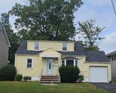 4 Bedroom 2.5BA 1700 ft Apartment For Rent in Linden, NJ